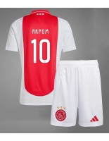 Otroške Nogometnih dresov Ajax Chuba Akpom #10 Domači 2024-25 Kratki rokavi (+ hlače)